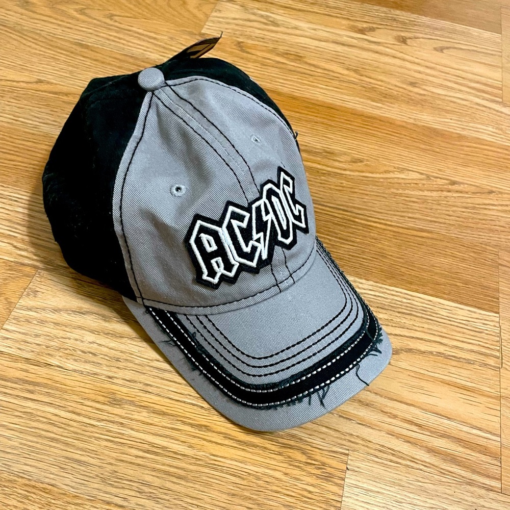 Men’s AC/DC Baseball Cap.